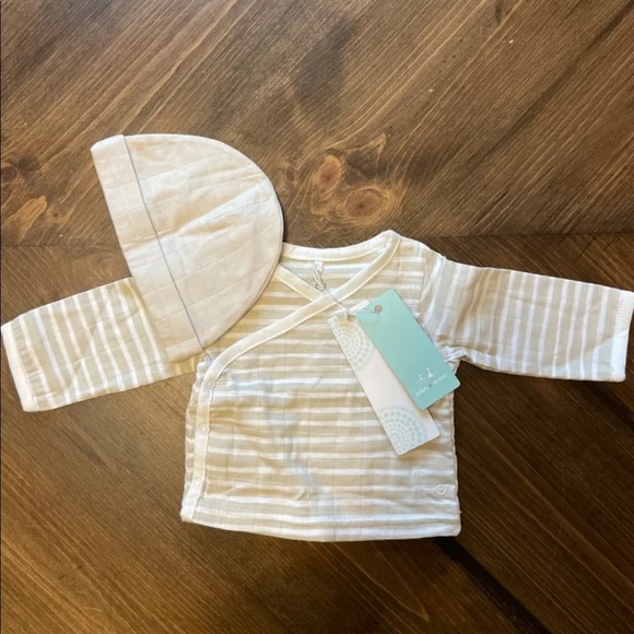 aden + anais Other - NWT Newborn Aden + Anais cotton gauze shirt and hat